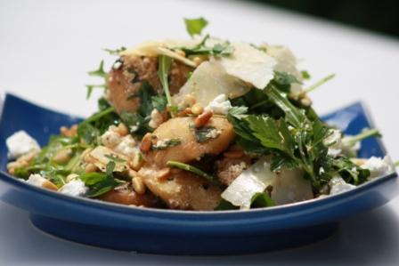 SPICED APPLE AND GOAT’S CHEESE SALAD